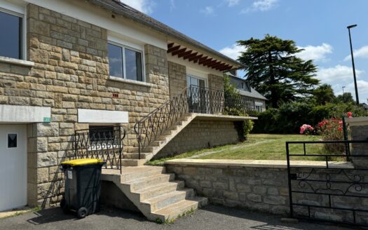 Maison T5 entièrement rénovée proche centre et commerces